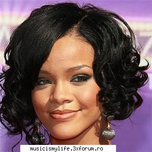 mai ii dragutza fata asta dha nu's chiar innebunita dupa ea
ii asc km atat :zzz: poze rihanna