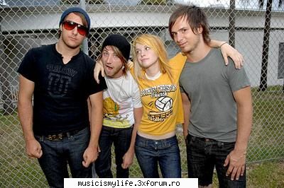 poze trupa - tom addict - Paramore