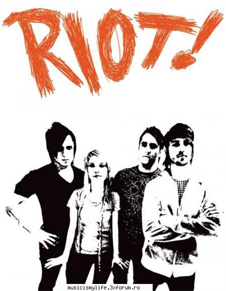poze trupa - deci nush cat de bn arata ei k trupa dha canta - Paramore